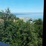 Salyna 아파트