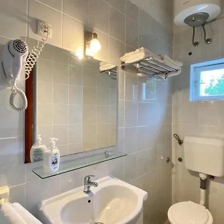 Salyna Apartament *