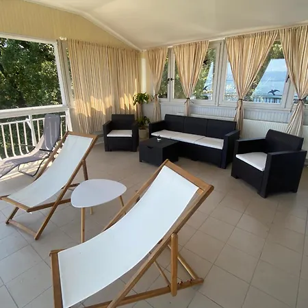Salyna Apartament Ičići